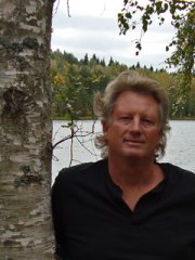 Ivan Vitus, Grundare