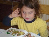Nora, sonsonsondotter till JonKals och Hulda.
