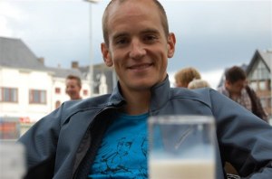 Klicka på bilden för en intervju med Fredrik