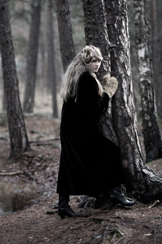 Arinaa- Makeup & Hair : Shara Photo: Martin Blomkvist