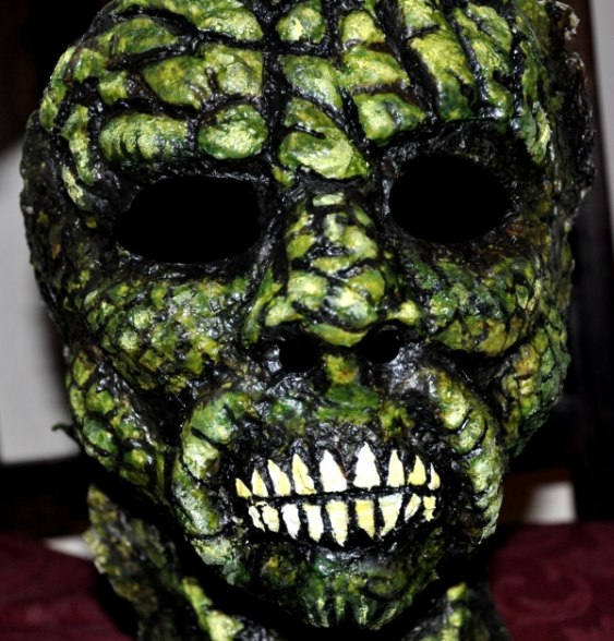 Mask by Shara! I have filled the areas around the eyes and nostrils with black in photoshop.. this area would be painted black on the person wearing the mask, to blend the skin and the mask together.. 