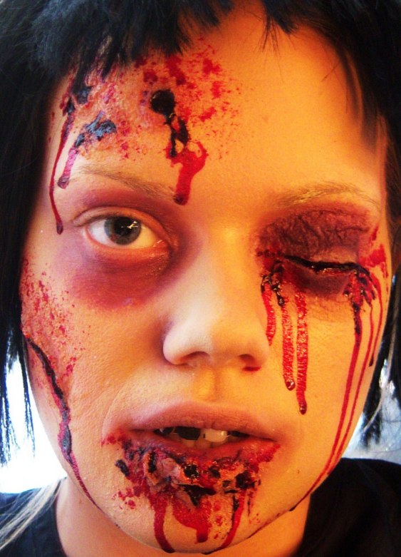 Halloween makeup by Shara