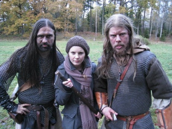 Ida- stuck between two vikings. 