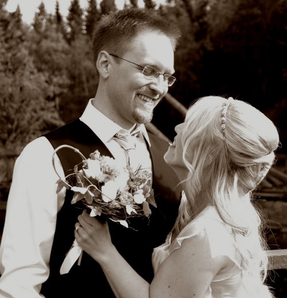 Sara & Fredrik. Photo by Shara