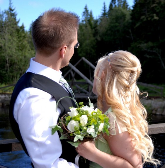 Sara & Fredrik wedding. Photo by Shara