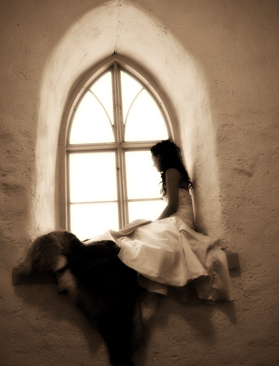 Makeup, hair & photo: Shara