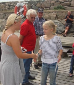 Lovisa, seglingsassistent får diplom