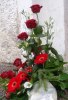 Nr 30. Hög beg bukett m röda Gerbera