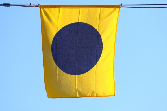 Signalflagga I villket betyder "Jag ändrar kurs mot BB.