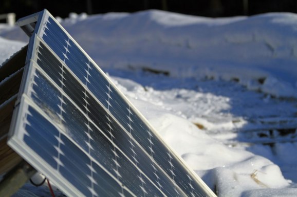 OK..ingen vår men mina solceller ger 0.5 kWh el en solig dag villket är en viss överproduktion som då levereras ut på nätet.