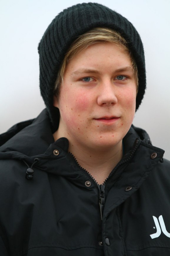 Det är nog bäst att klämma in lillebror i dagens blogg!!