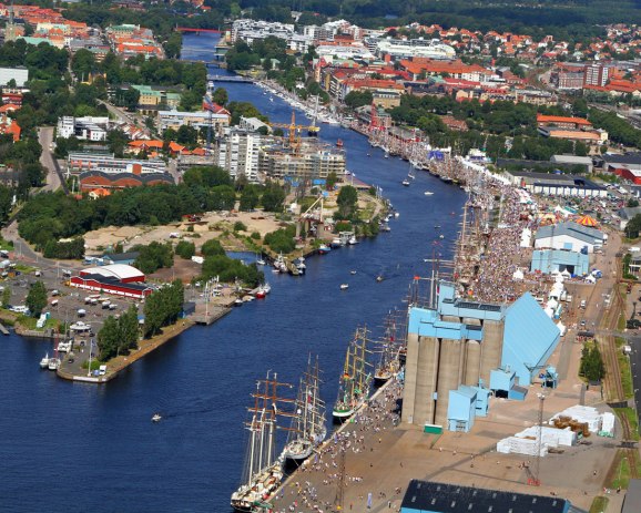Event området Tall Ships Races fotograferad 2011-08-06 13.02. Kommer att finnas i bla canvas till min fotoutställning Vallås Bibliotek Halmstad 29/10 - 21/11 2011.