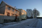 De vackra omgivningarna i kvarteren runt kyrkan. Foto: Martina Karlsson 
