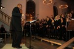 Medlemmar i Heliga Kors Gospel tillsammans med flera andra gospelkörer vid konsert i Karlshamn med Gerald T Smith. Foto: Martina Karlsson