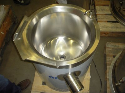 Svetsad konstruktion som slipas till en yt finhet på 0,5Ra, till verkas i 50l, 100l, 150l  200l och 300l, material EN 1.4436 t<4mm i inner kärlet.
