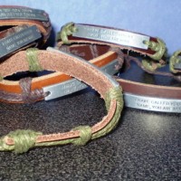 Läderarmband i Tibetanskt silver 
