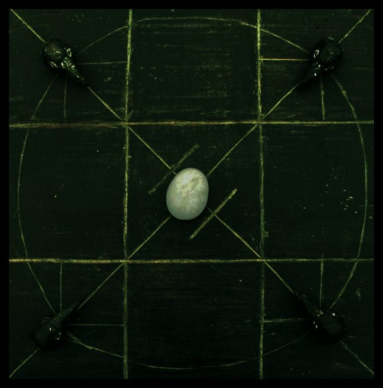 "The ravens egg"  by Karin Tiberg. Bronze, wood and stone. Photo: Robert Wahlström