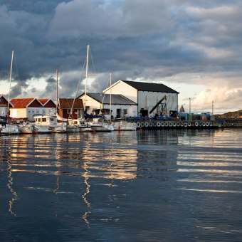 Åstol 8828
