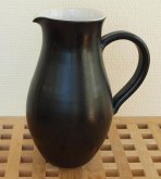 Höjd 24 cm. 375,-