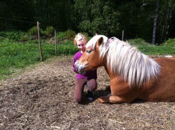 Nelly och Wilda Hulda
