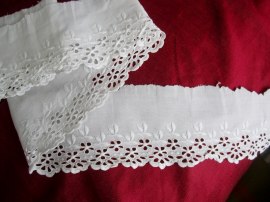 En Handbroderad Brodyrspets!