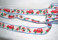 Ett Sött Vävt Band med Barnmotiv.