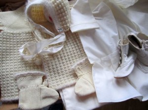 Ett Set med " Nygammla" Babykläder! Oanvända!