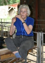 Margareta berättar med inlevelse! Klicka på bilden för att se den i  större format. 