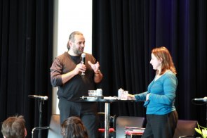 Mikael Olsson och Liz Fekete
