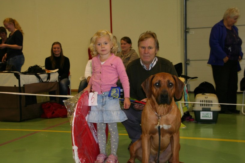 Amalie 4 år. NKK avd. Rogaland. okt-08