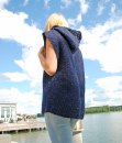 DT-6 vest w/hood design Madeleine Malmberg