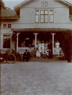 Söndagen i september 1923 då hembygdsföreningen bildades -- På Nygårdstrappan