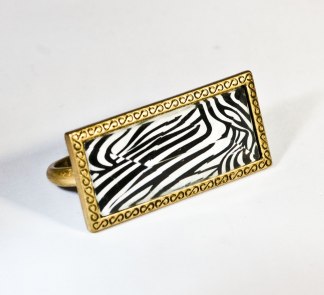 Double Ring Zebra Pink