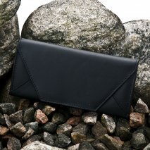 Clutch Black