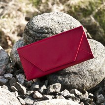 Clutch Red