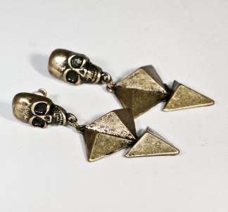 Moa Skull Earrings Bronze