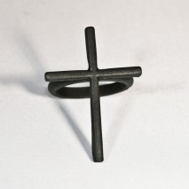 Cross Ring Black