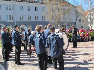 1 maj 2012 Tingshusparken