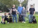 Från vänster: Matte med Araz Jr och husse Athena med husse och matte Azalea med husse (Azalea var rakad pga att hon fajtats med en grävling)