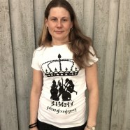 Women's white tee