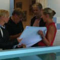 Diskussioner omkring rehab. Jourklinikens Lotta Malmborg, KumlaFastigheters byggsamordnare Hans Nilsson, arkitekt Per Flodström & Lena Larsson Örebro Hundrehab.