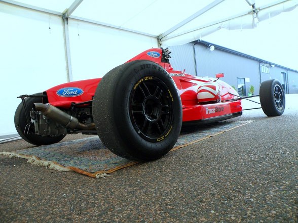 Van Diemen DP08