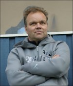 Kubentränaren Mika Sankala satsar ungt