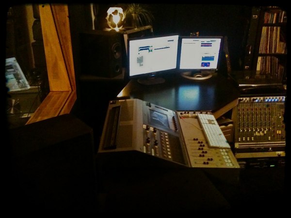 Home & News | Musikstudio