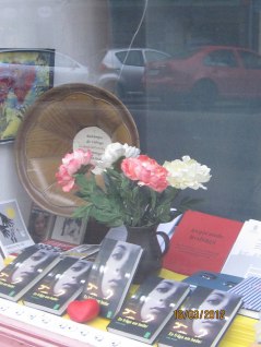 "EN FRÅGA OM HEDER"  - 2500 utdelade av IMH