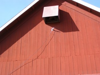Antenn på stallväggen...